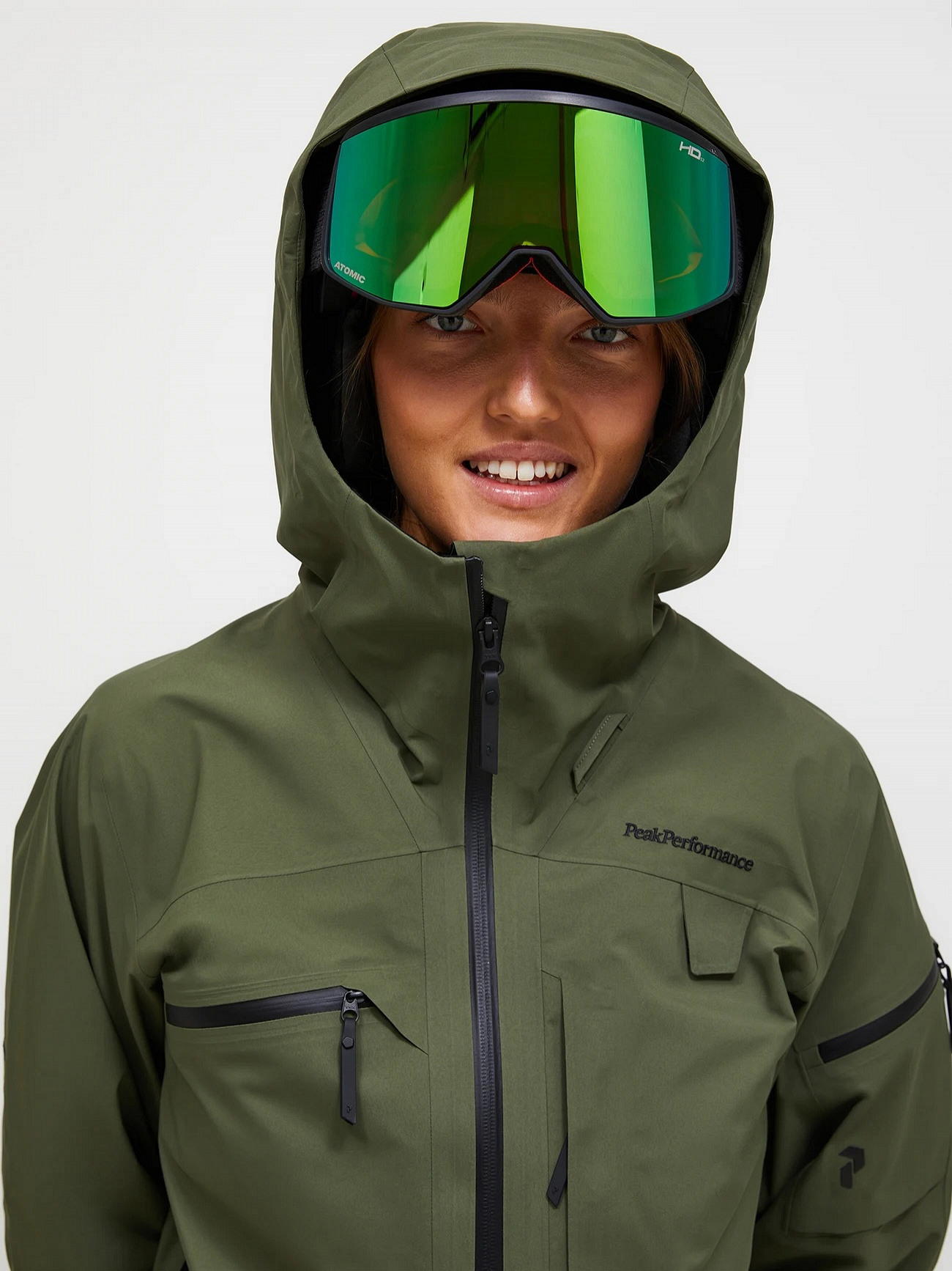 W Alpine Gore-Tex 3L Jacket (FW25) - Peak Performance Whistler